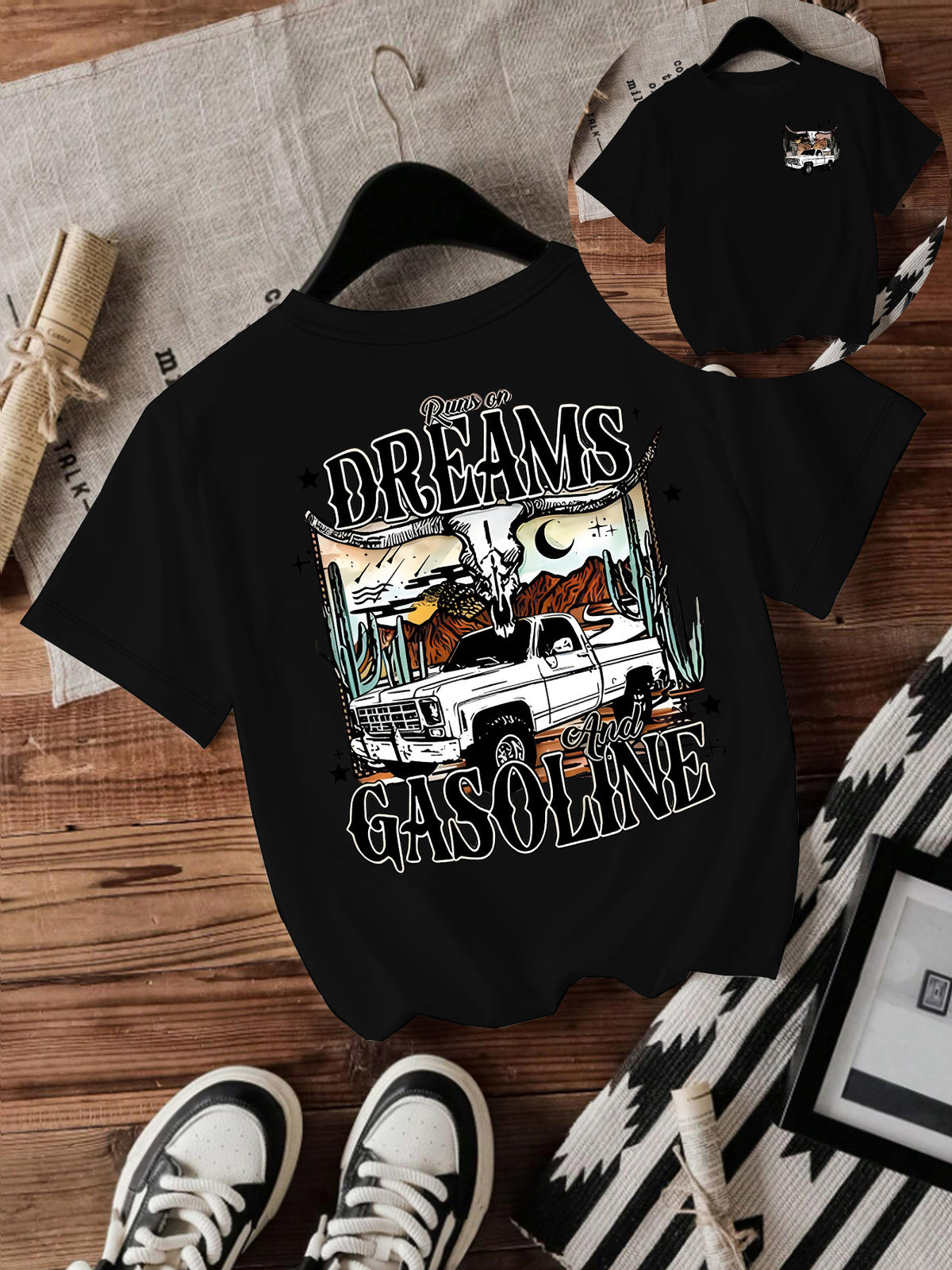 Short sleeved women's t-shirt western